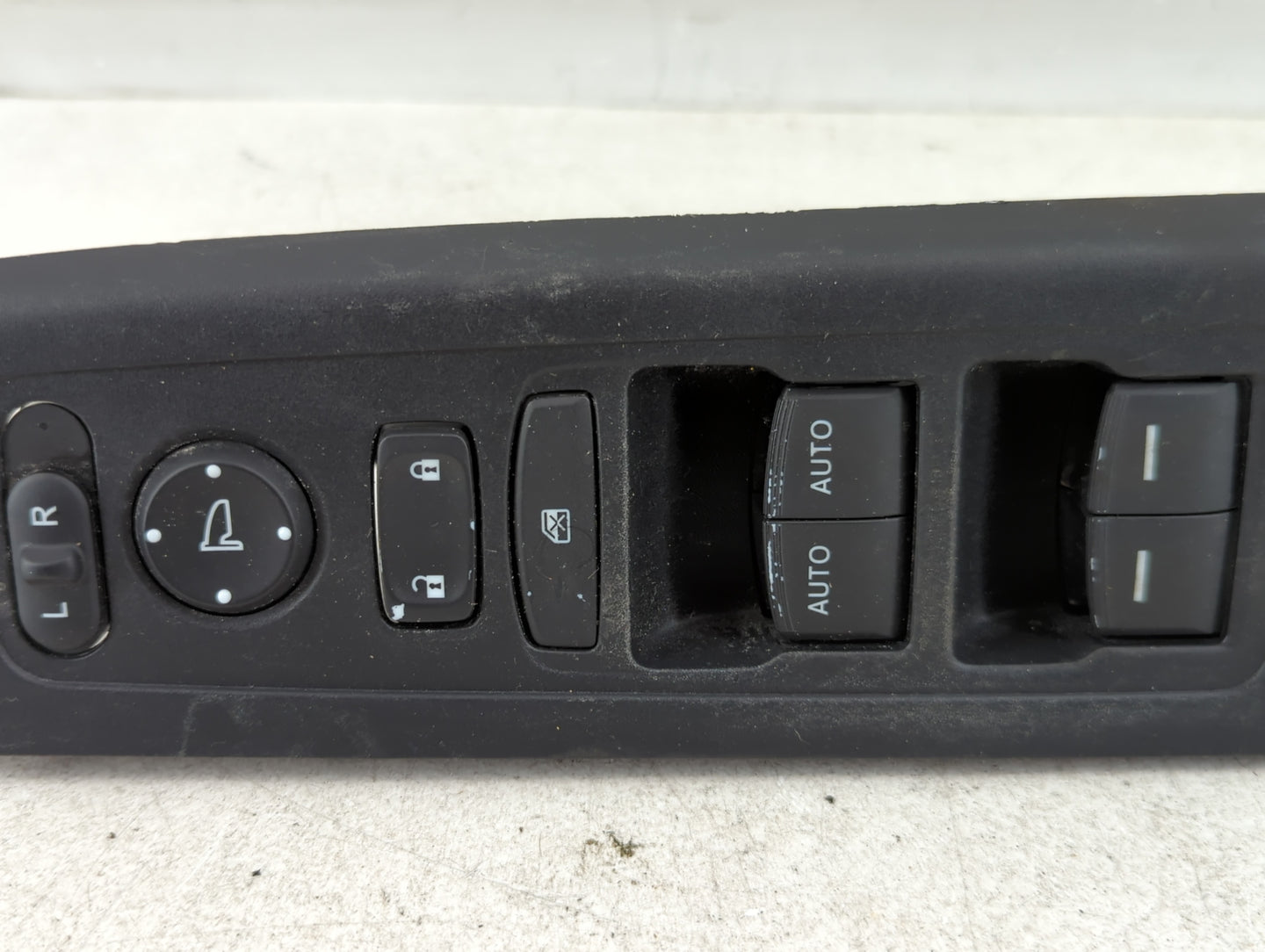 2014-2016 Honda Cr-V Master Power Window Switch Replacement Driver Side Left P/N:TZA A111 Fits Fits 2014 2015 2016 OEM Used 