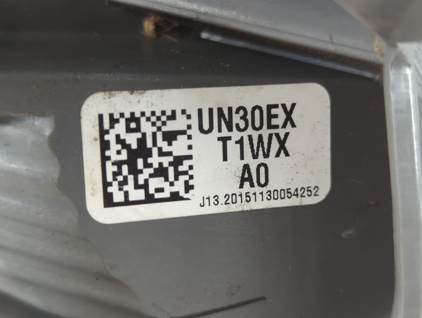 2015-2016 Honda Cr-V Tail Light Assembly Passenger Right OEM P/N:UP12EXT1WX Fits Fits 2015 2016 OEM Used Auto Parts - Oemuse