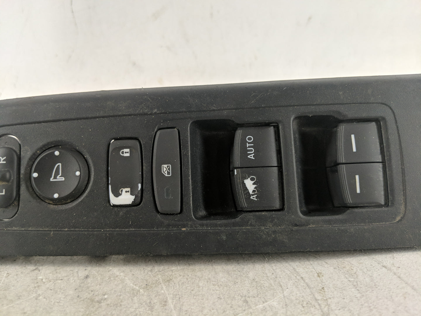 2014-2016 Honda Cr-V Master Power Window Switch Replacement Driver Side Left P/N:TZA A111 Fits Fits 2014 2015 2016 OEM Used 