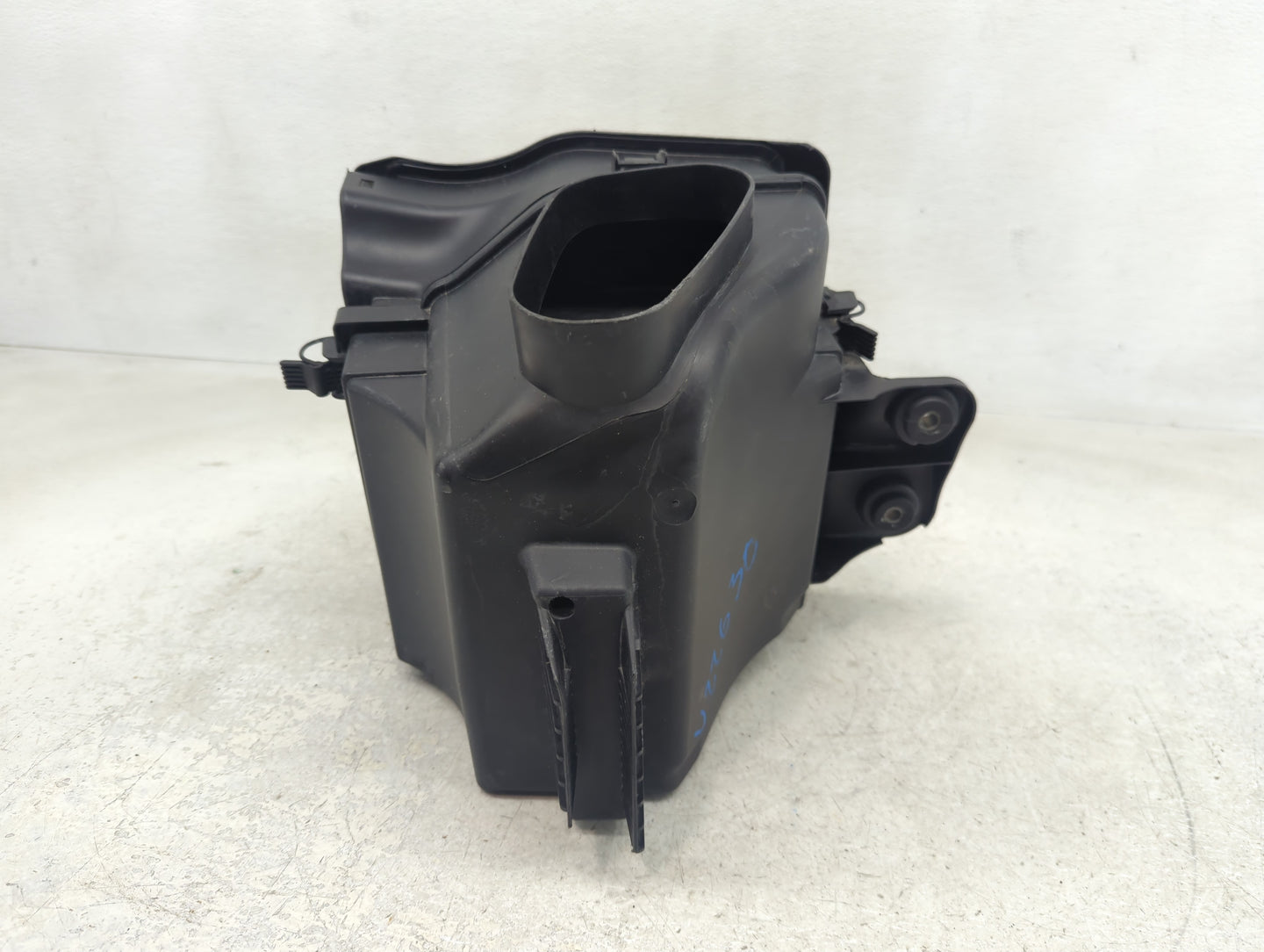 2015-2016 Honda Cr-v Air Cleaner Intake-duct Hose Tube - Oemusedautoparts1.com