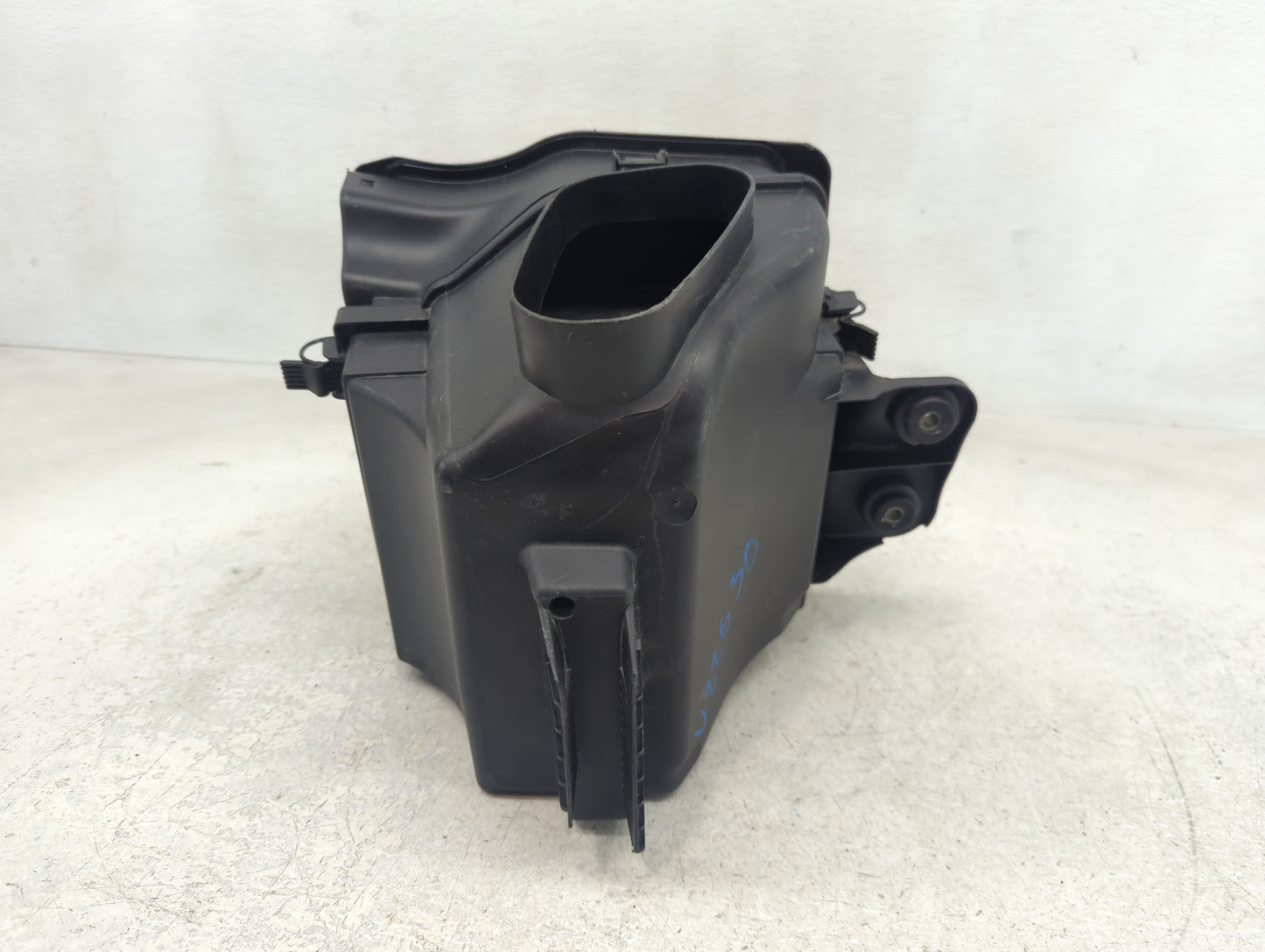 2015-2016 Honda Cr-v Air Cleaner Intake-duct Hose Tube - Oemusedautoparts1.com