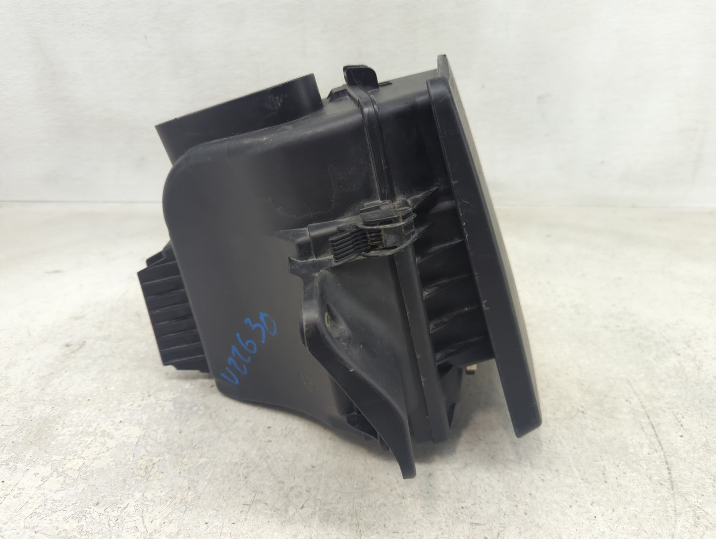 2015-2016 Honda Cr-v Air Cleaner Intake-duct Hose Tube - Oemusedautoparts1.com