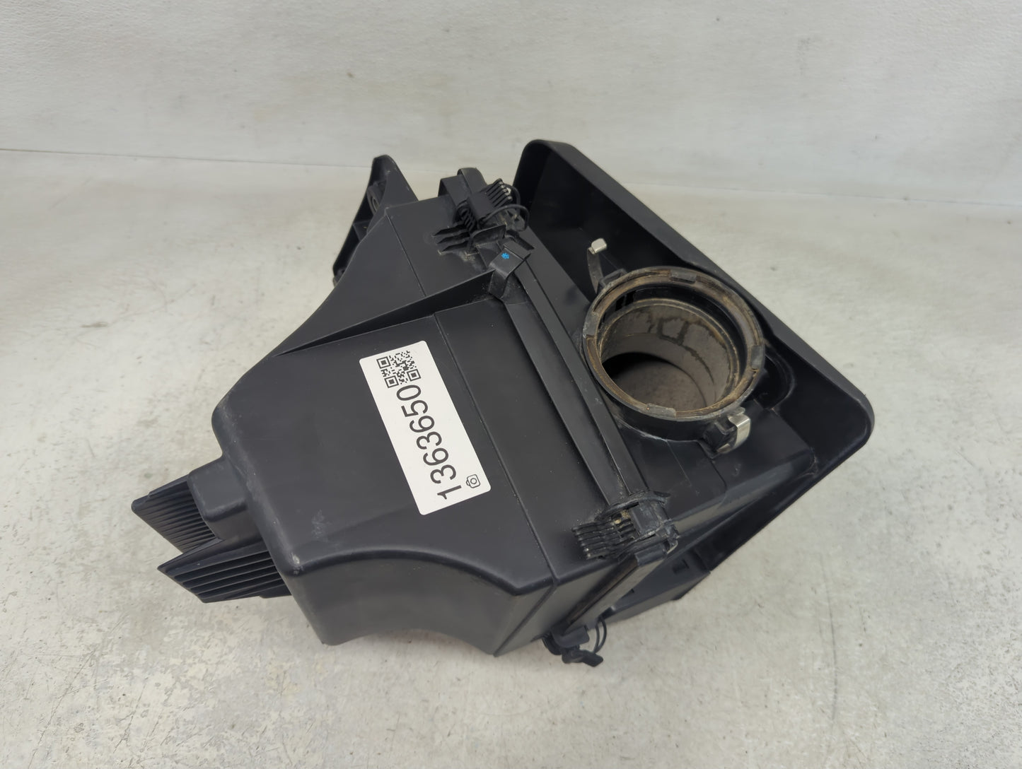 2015-2016 Honda Cr-v Air Cleaner Intake-duct Hose Tube - Oemusedautoparts1.com