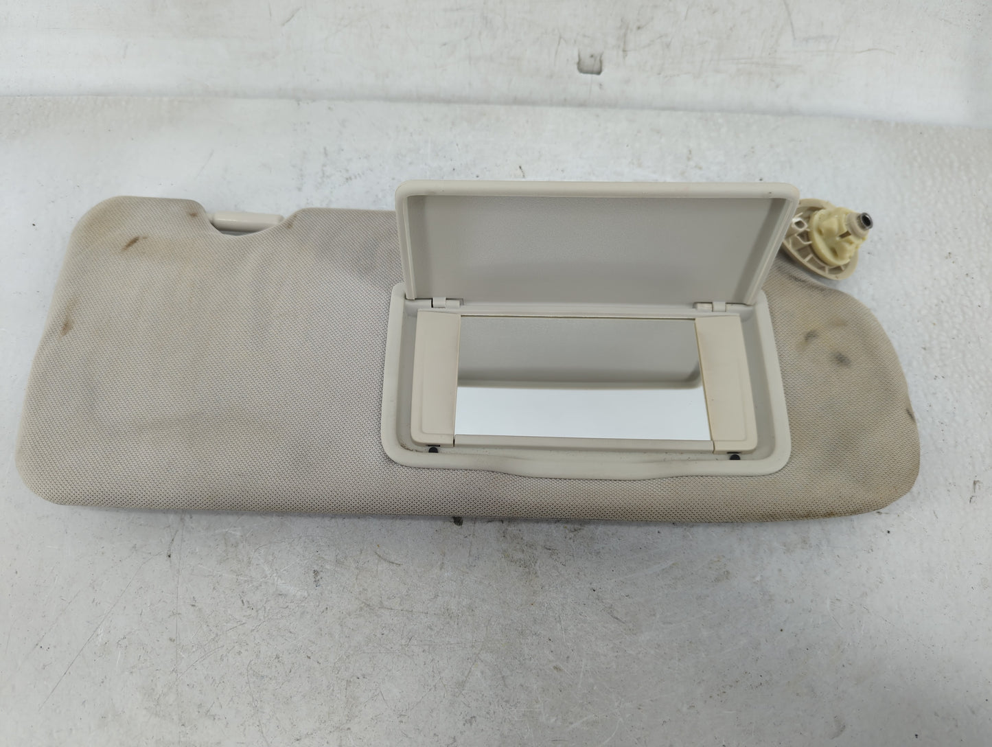 2015-2016 Honda Cr-V Sun Visor Shade Replacement Passenger Right Mirror Fits Fits 2015 2016 OEM Used Auto Parts - Oemusedaut