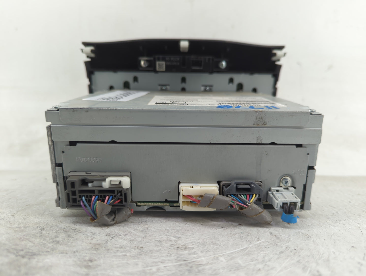2015-2016 Honda Cr-V Radio AM FM Cd Player Receiver Replacement P/N:39100-T0A-A911-M1 Fits Fits 2015 2016 OEM Used Auto Part