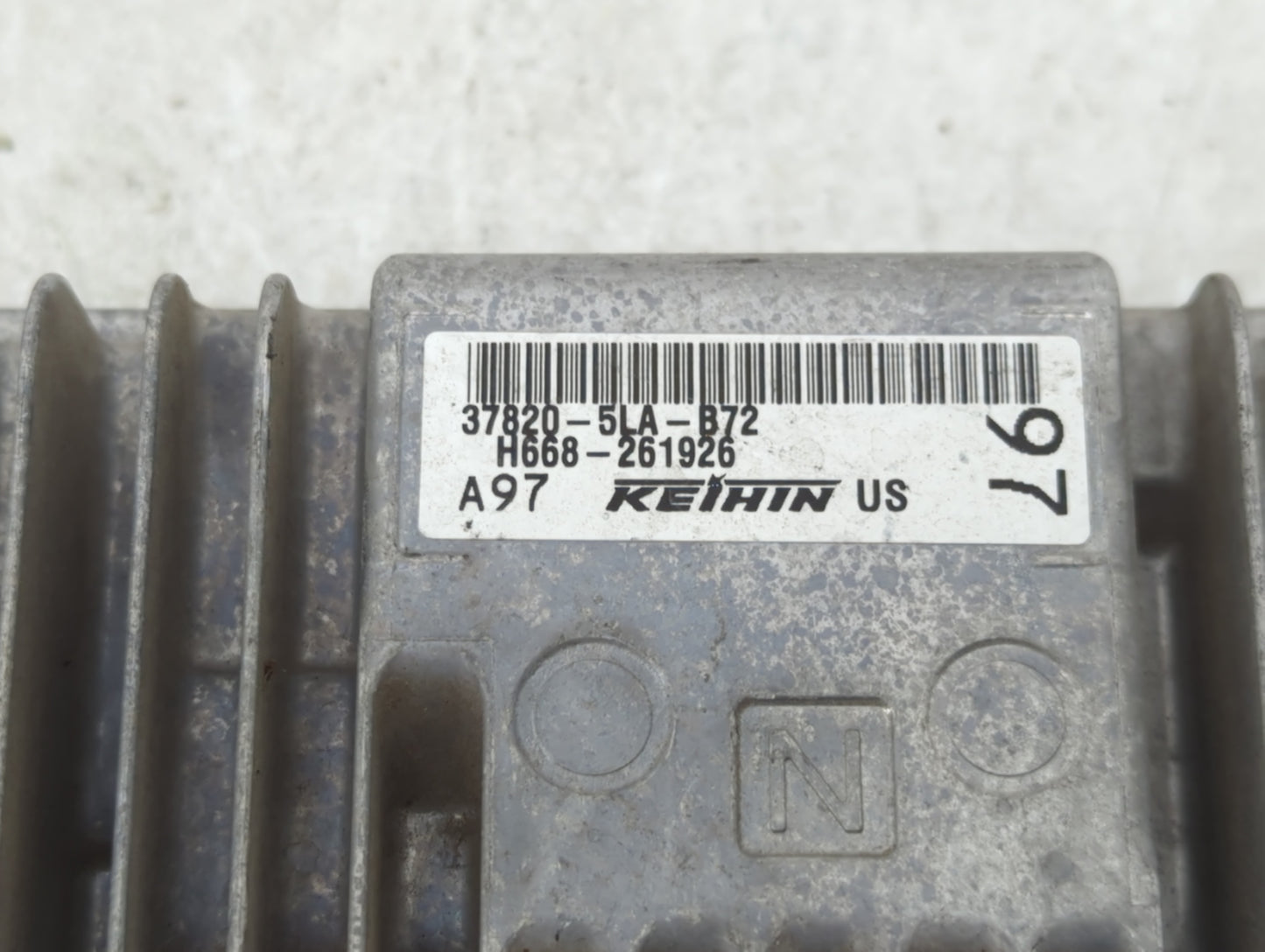2016 Honda Cr-V PCM Engine Control Computer ECU ECM PCU OEM P/N:378200-5LA-B72 Fits OEM Used Auto Parts - Oemusedautoparts1.