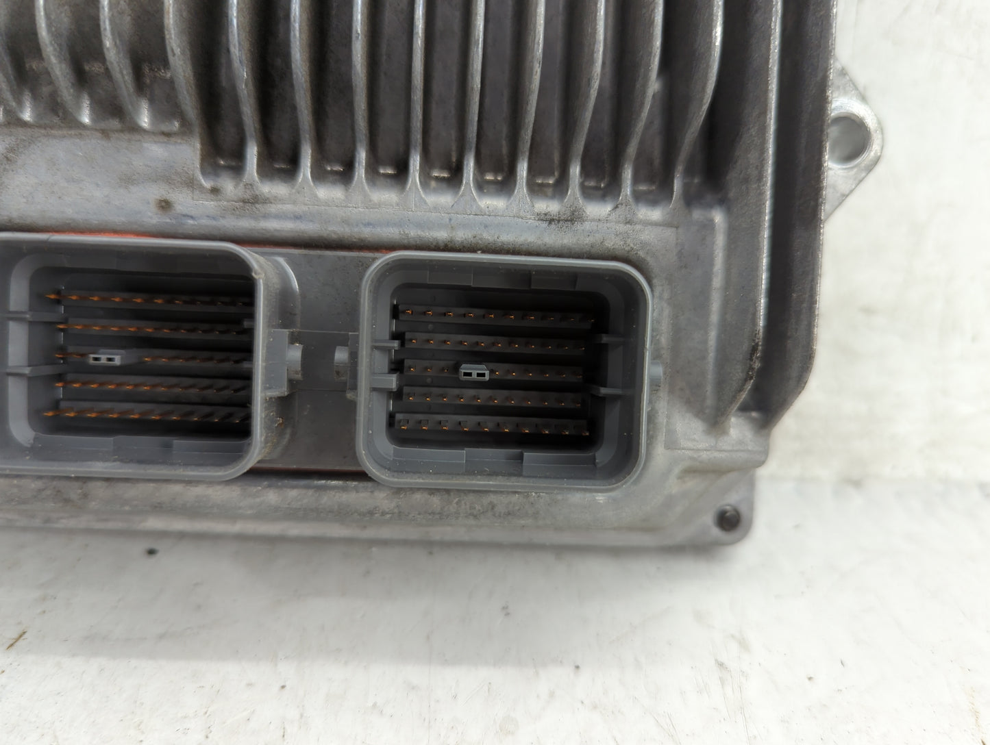 2016 Honda Cr-V PCM Engine Control Computer ECU ECM PCU OEM P/N:37820-5LA-B61 Fits OEM Used Auto Parts - Oemusedautoparts1.c