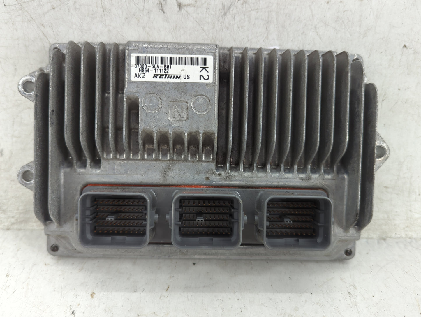 2016 Honda Cr-V PCM Engine Control Computer ECU ECM PCU OEM P/N:37820-5LA-B61 Fits OEM Used Auto Parts - Oemusedautoparts1.c