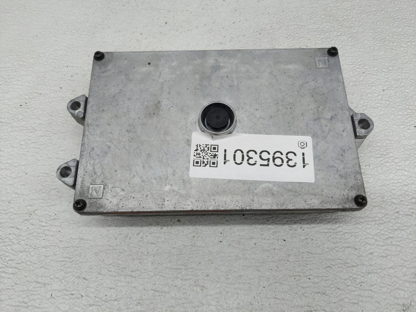 2016 Honda Cr-V PCM Engine Control Computer ECU ECM PCU OEM P/N:37820-5LA-B61 Fits OEM Used Auto Parts - Oemusedautoparts1.c