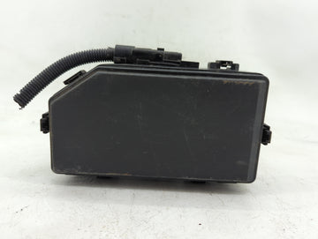 2015-2016 Honda Cr-V Fusebox Fuse Box Panel Relay Module P/N:T1W A010 Fits Fits 2015 2016 OEM Used Auto Parts - Oemusedautop