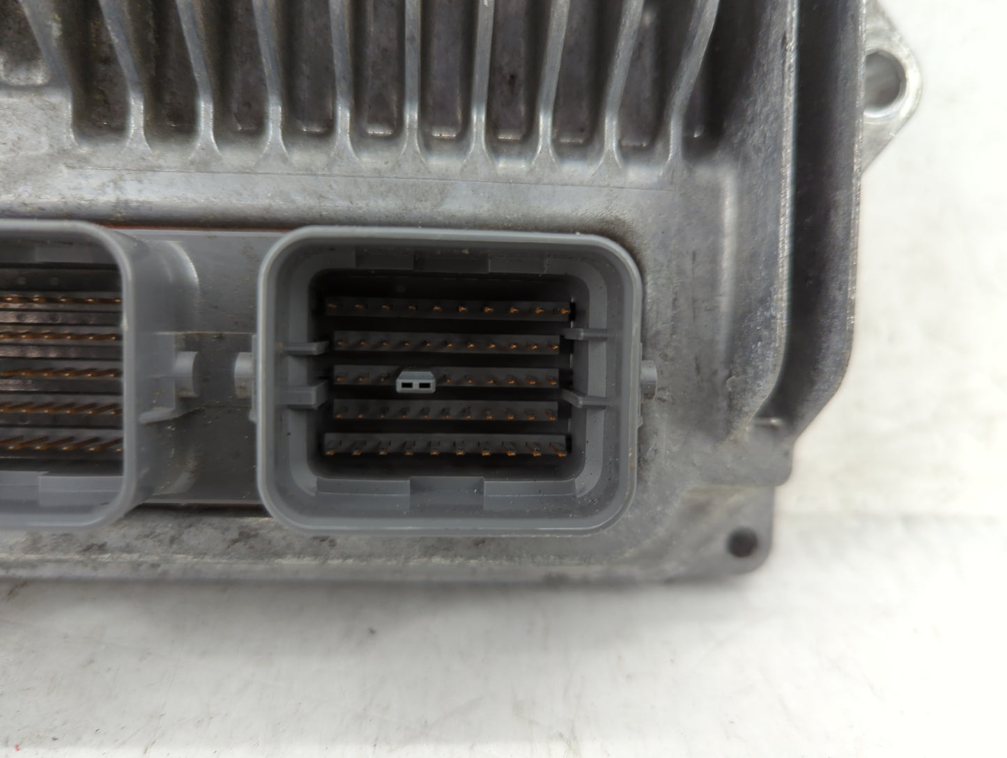 2016 Honda Cr-V PCM Engine Control Computer ECU ECM PCU OEM P/N:37820-5LA-B61 Fits OEM Used Auto Parts - Oemusedautoparts1.c
