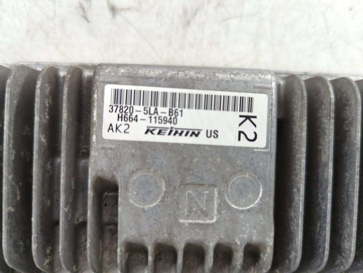 2016 Honda Cr-V PCM Engine Control Computer ECU ECM PCU OEM P/N:37820-5LA-B61 OEM Used Auto Parts - Oemusedautoparts1.com