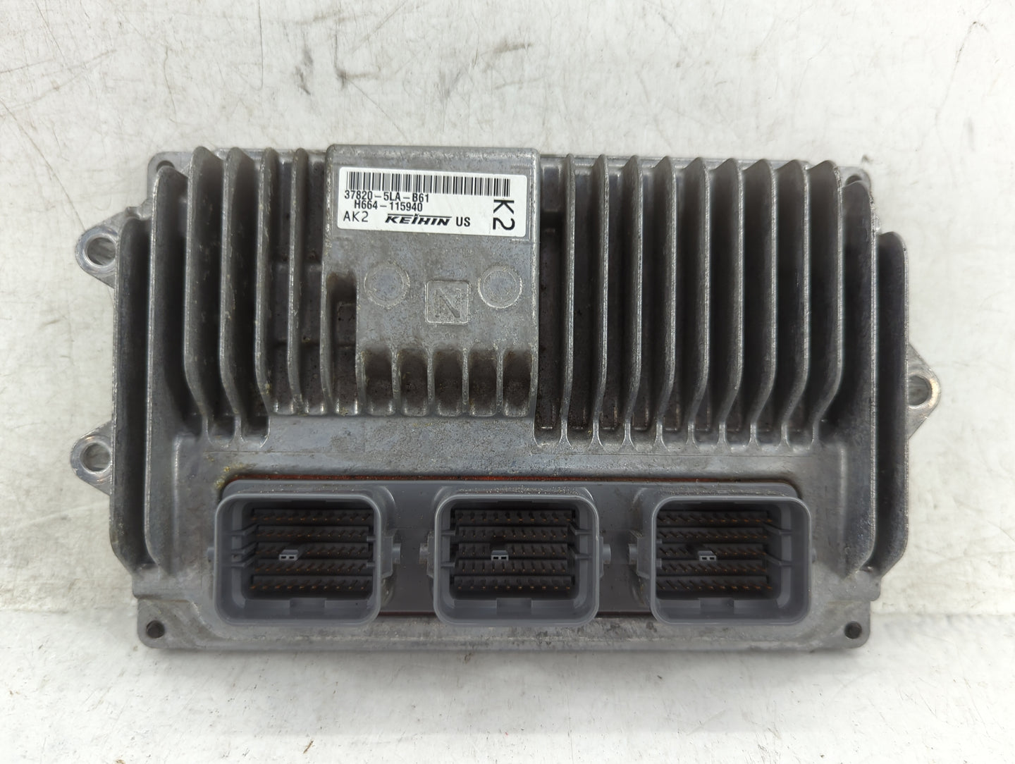 2016 Honda Cr-V PCM Engine Control Computer ECU ECM PCU OEM P/N:37820-5LA-B61 Fits OEM Used Auto Parts - Oemusedautoparts1.c