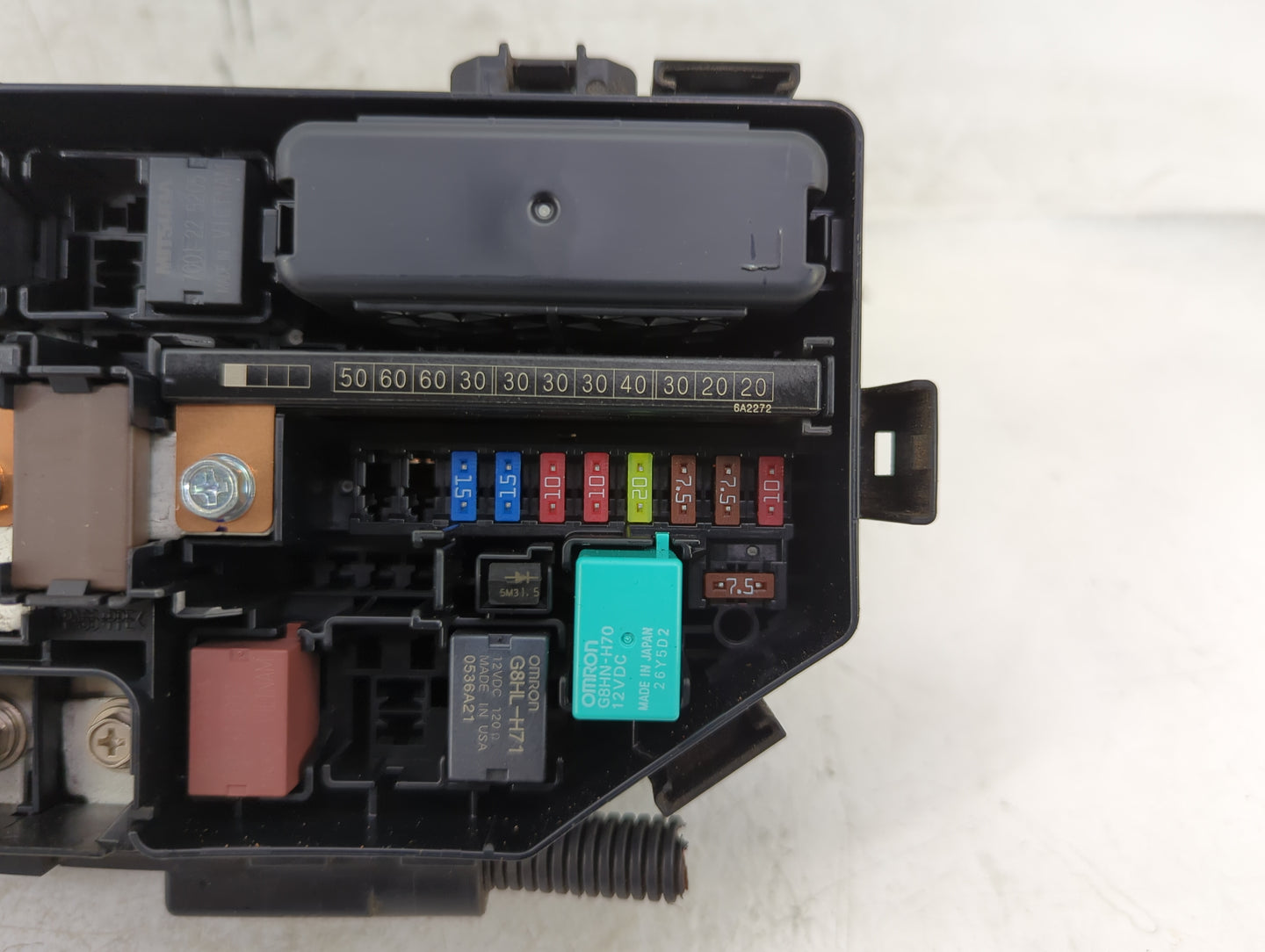 2015-2016 Honda Cr-V Fusebox Fuse Box Panel Relay Module P/N:T1W A010 A0 Fits Fits 2015 2016 OEM Used Auto Parts - Oemusedau