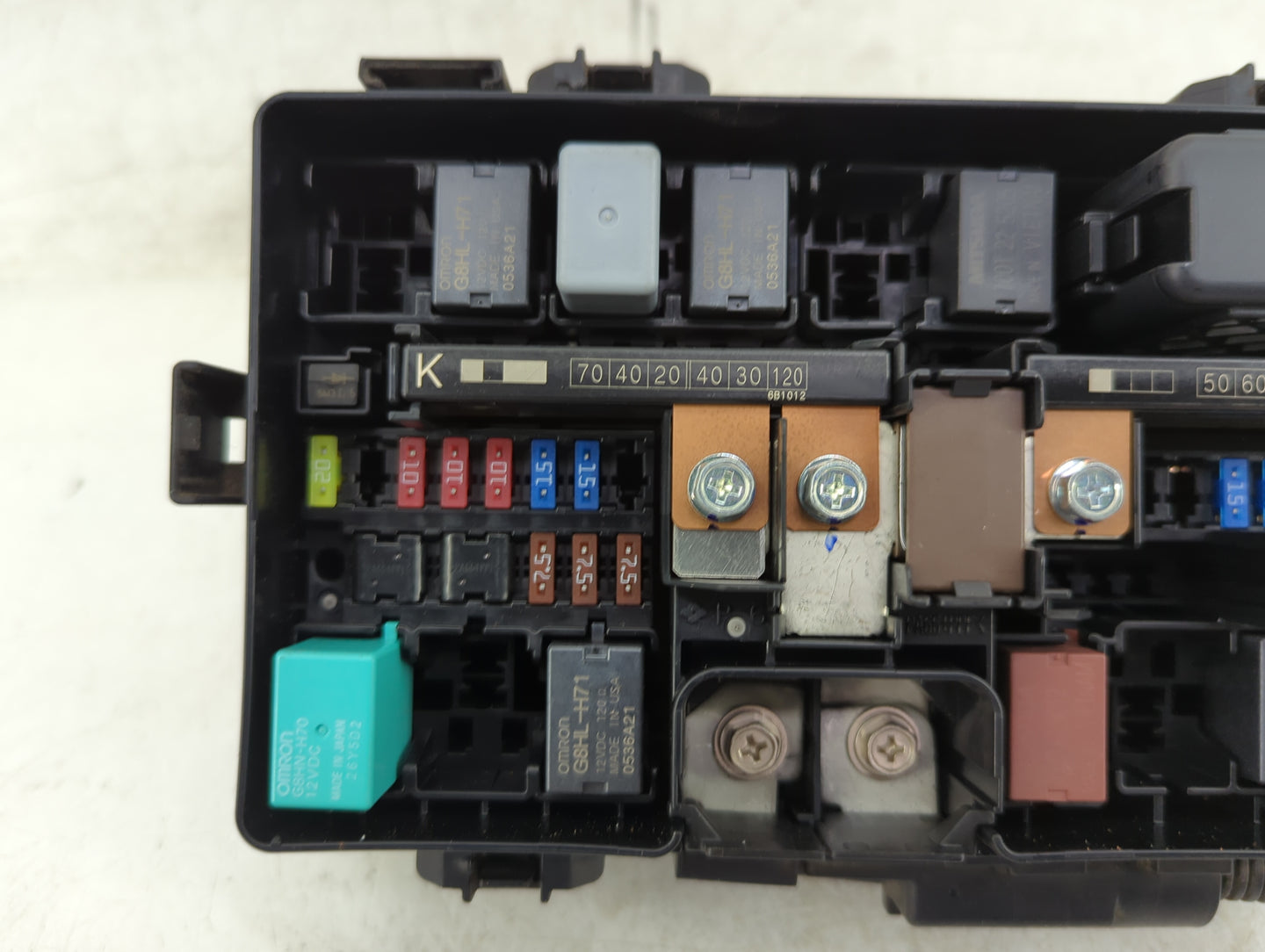 2015-2016 Honda Cr-V Fusebox Fuse Box Panel Relay Module P/N:T1W A010 A0 Fits Fits 2015 2016 OEM Used Auto Parts - Oemusedau