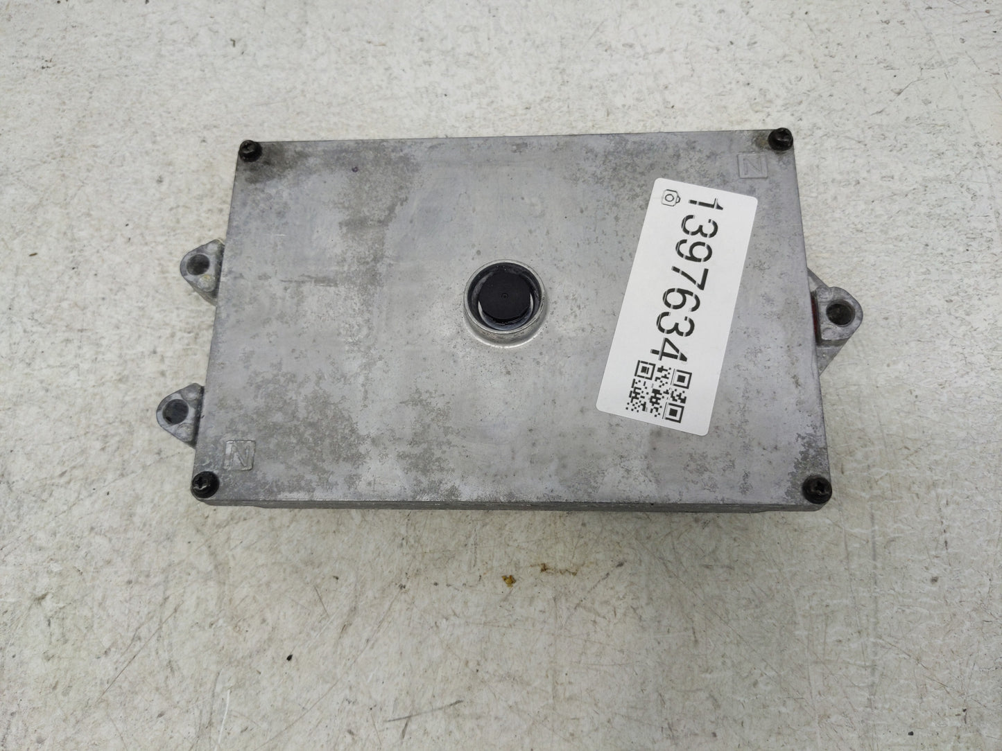 2016 Honda Cr-V PCM Engine Control Computer ECU ECM PCU OEM P/N:37820-5LA-A01 Fits OEM Used Auto Parts - Oemusedautoparts1.c