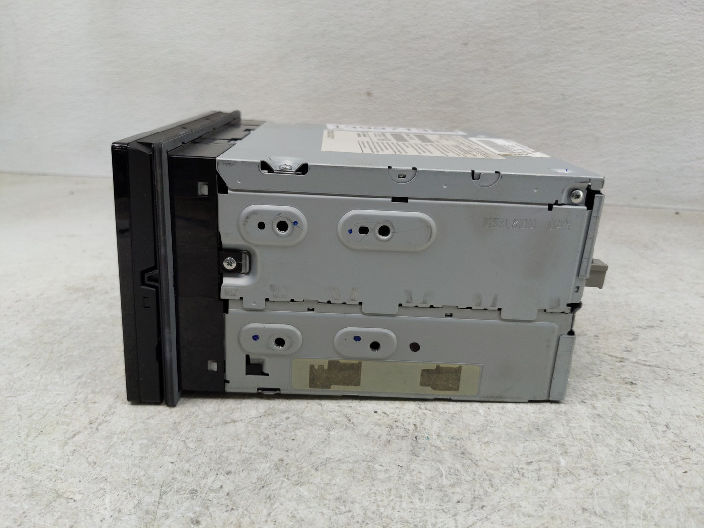 2015-2016 Honda Cr-V Radio AM FM Cd Player Receiver Replacement P/N:39100-T1W-A01-M1 Fits Fits 2015 2016 OEM Used Auto Parts