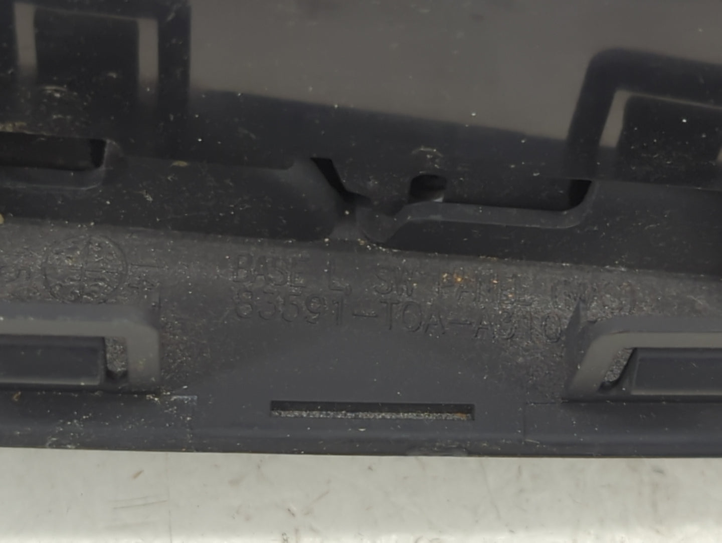 2014-2016 Honda Cr-V Master Power Window Switch Replacement Driver Side Left P/N:83591-T0A-A310 Fits Fits 2014 2015 2016 OEM