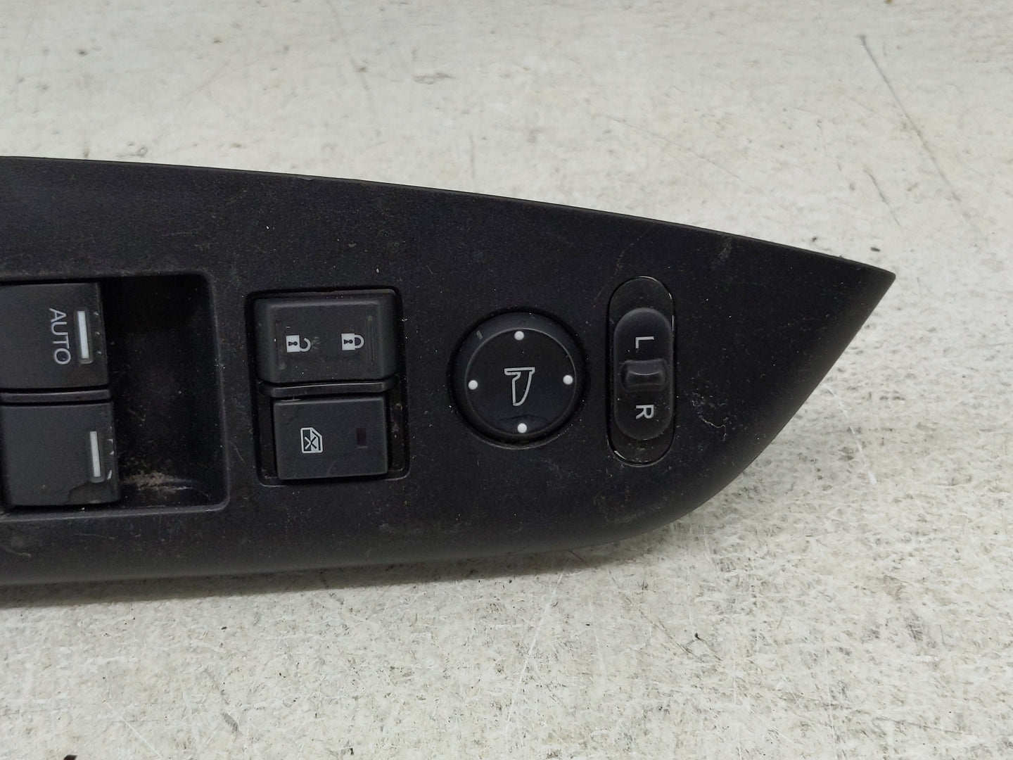 2014-2016 Honda Cr-V Master Power Window Switch Replacement Driver Side Left P/N:83591-T0A-A010-20 Fits Fits 2014 2015 2016 