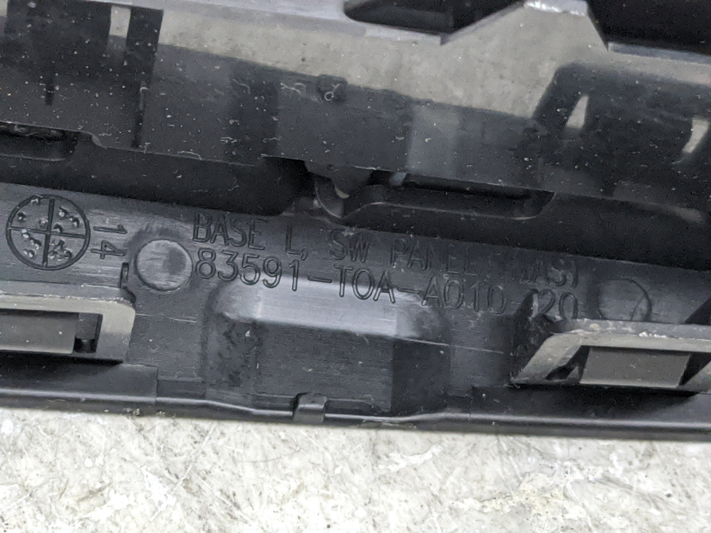 2014-2016 Honda Cr-V Master Power Window Switch Replacement Driver Side Left P/N:83591-T0A-A010-20 Fits Fits 2014 2015 2016 