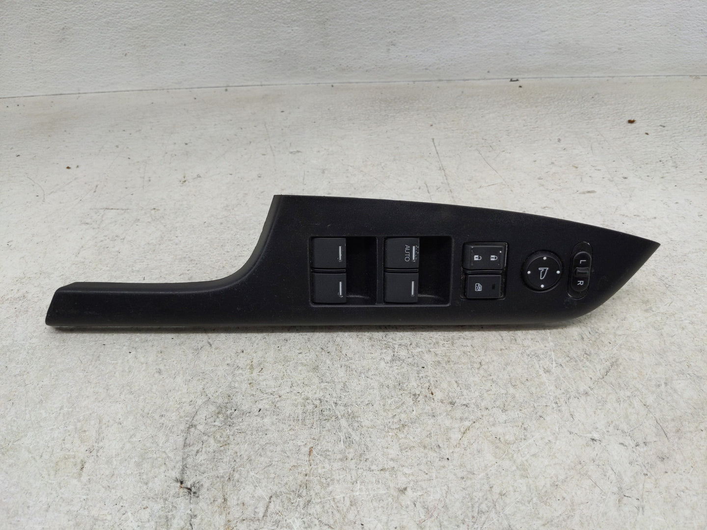 2014-2016 Honda Cr-V Master Power Window Switch Replacement Driver Side Left P/N:T6A-J010 Fits Fits 2014 2015 2016 OEM Used 