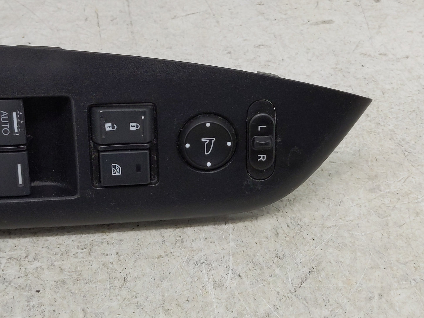 2014-2016 Honda Cr-V Master Power Window Switch Replacement Driver Side Left P/N:T6A-J010 Fits Fits 2014 2015 2016 OEM Used 