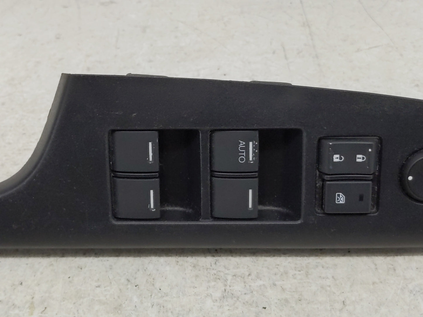 2014-2016 Honda Cr-V Master Power Window Switch Replacement Driver Side Left P/N:T6A-J010 Fits Fits 2014 2015 2016 OEM Used 