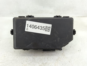 compare product 2015-2016 Honda Cr-V Fusebox Fuse Box Panel Relay Module P/N:T0AA011 Fits Fits 2015 2016 OEM Used Auto Parts