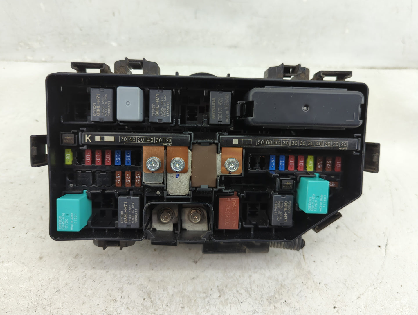2015-2016 Honda Cr-V Fusebox Fuse Box Panel Relay Module P/N:T0AA011 Fits Fits 2015 2016 OEM Used Auto Parts - Oemusedautopa