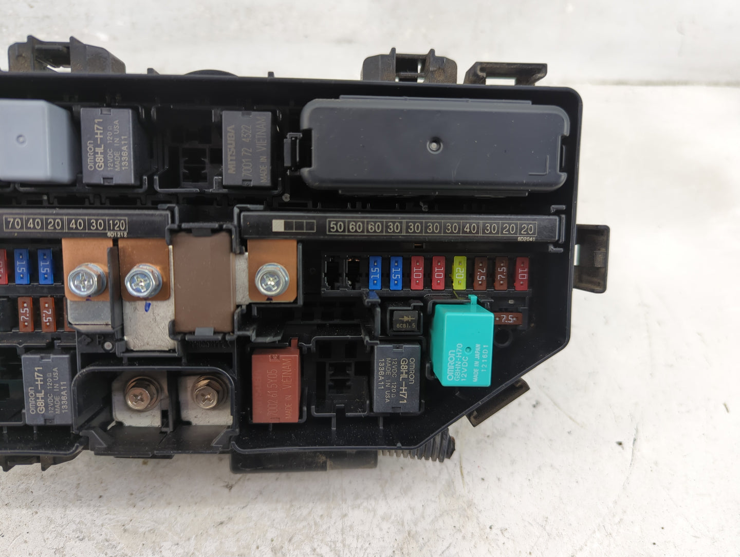 2015-2016 Honda Cr-V Fusebox Fuse Box Panel Relay Module P/N:T0AA011 Fits Fits 2015 2016 OEM Used Auto Parts - Oemusedautopa
