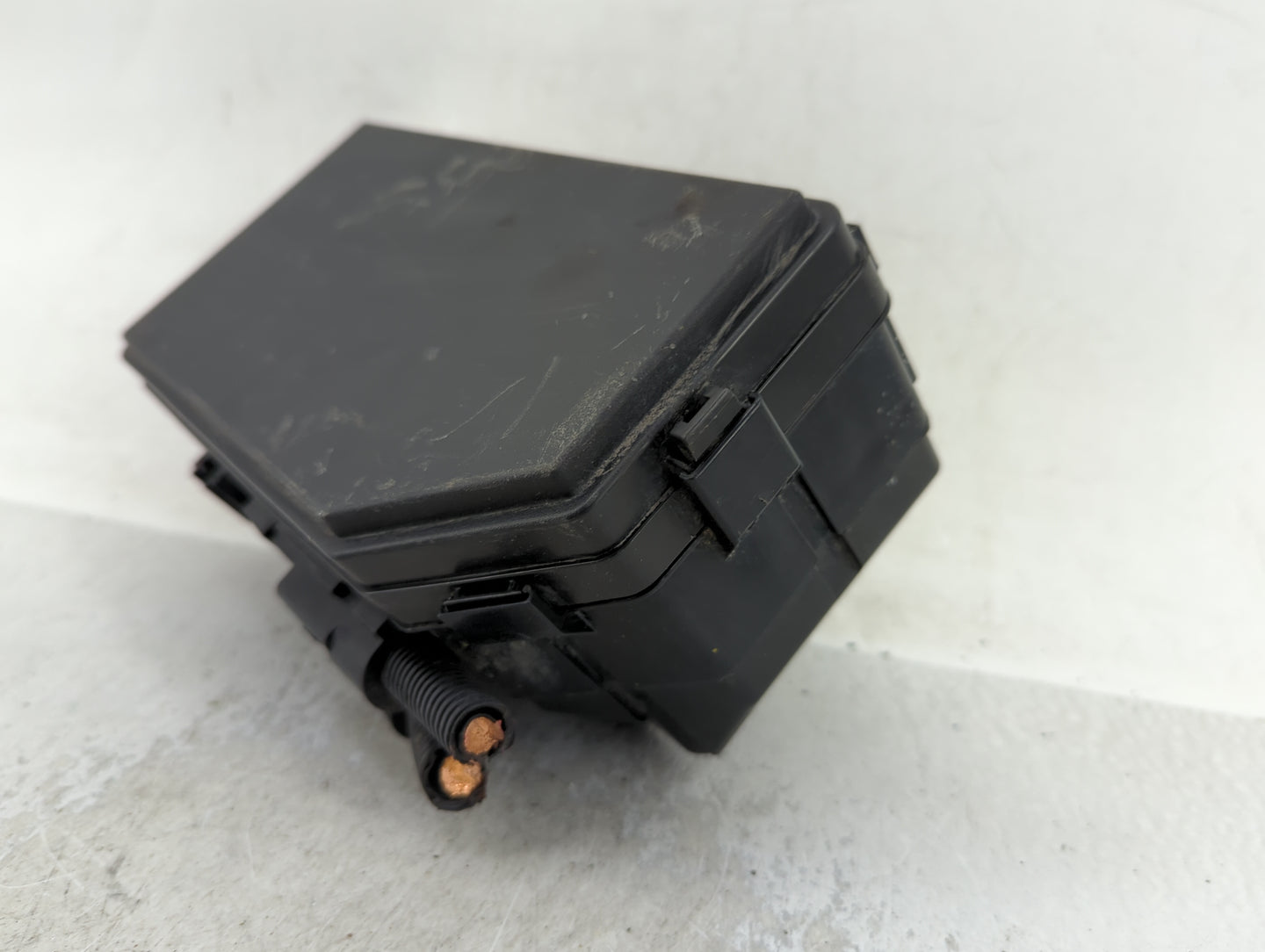 2015-2016 Honda Cr-V Fusebox Fuse Box Panel Relay Module Fits Fits 2015 2016 OEM Used Auto Parts - Oemusedautoparts1.com