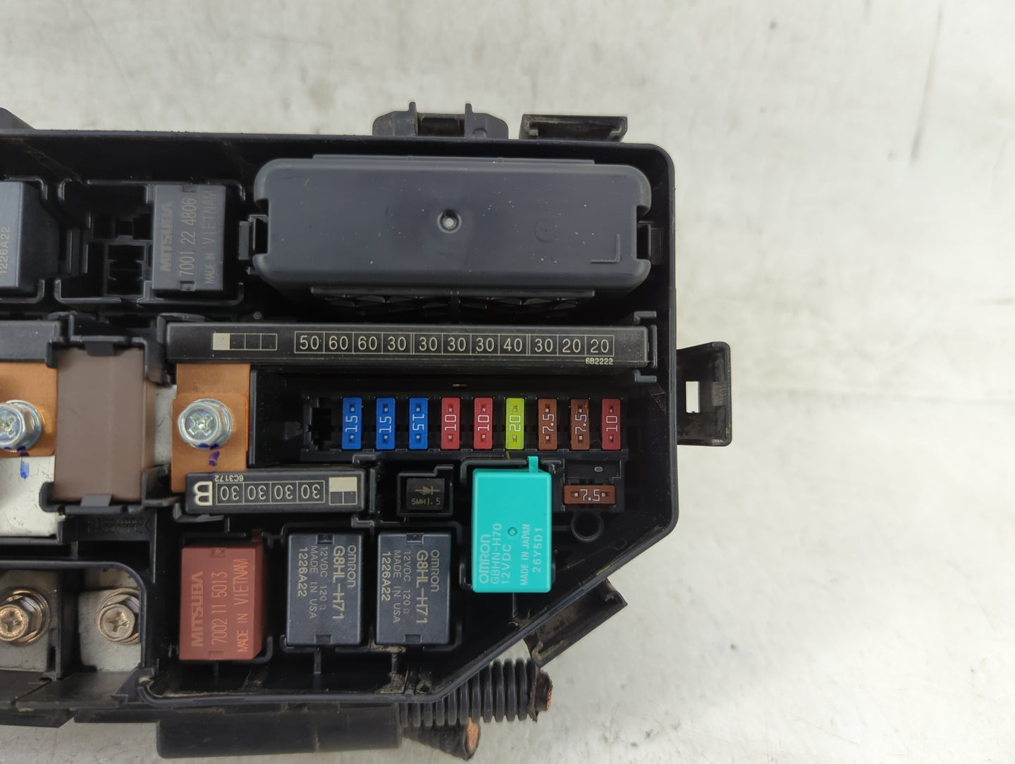 2015-2016 Honda Cr-V Fusebox Fuse Box Panel Relay Module P/N:T1W A010 A0 Fits Fits 2015 2016 OEM Used Auto Parts - Oemusedau