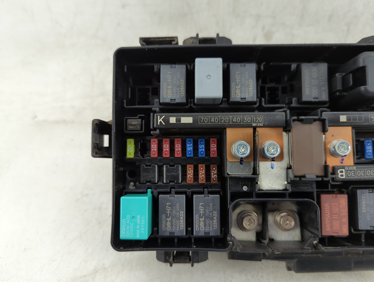2015-2016 Honda Cr-V Fusebox Fuse Box Panel Relay Module P/N:T1W A010 A0 Fits Fits 2015 2016 OEM Used Auto Parts - Oemusedau