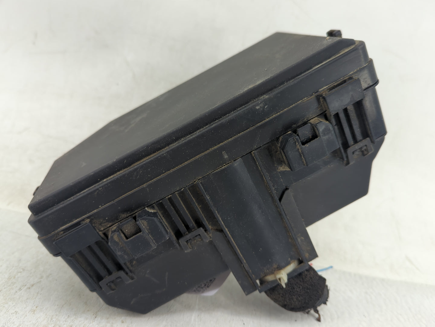 2015-2016 Honda Cr-V Fusebox Fuse Box Panel Relay Module P/N:T1W A010 A0 Fits Fits 2015 2016 OEM Used Auto Parts - Oemusedau