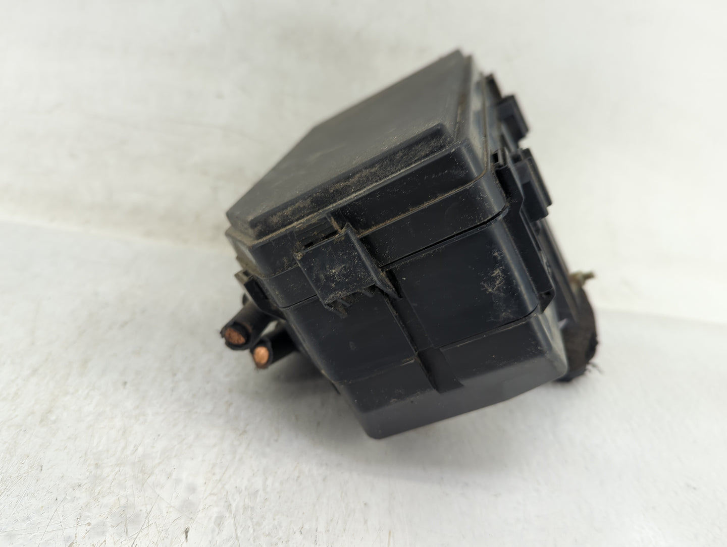 2015-2016 Honda Cr-V Fusebox Fuse Box Panel Relay Module P/N:T1W A010 A0 Fits Fits 2015 2016 OEM Used Auto Parts - Oemusedau