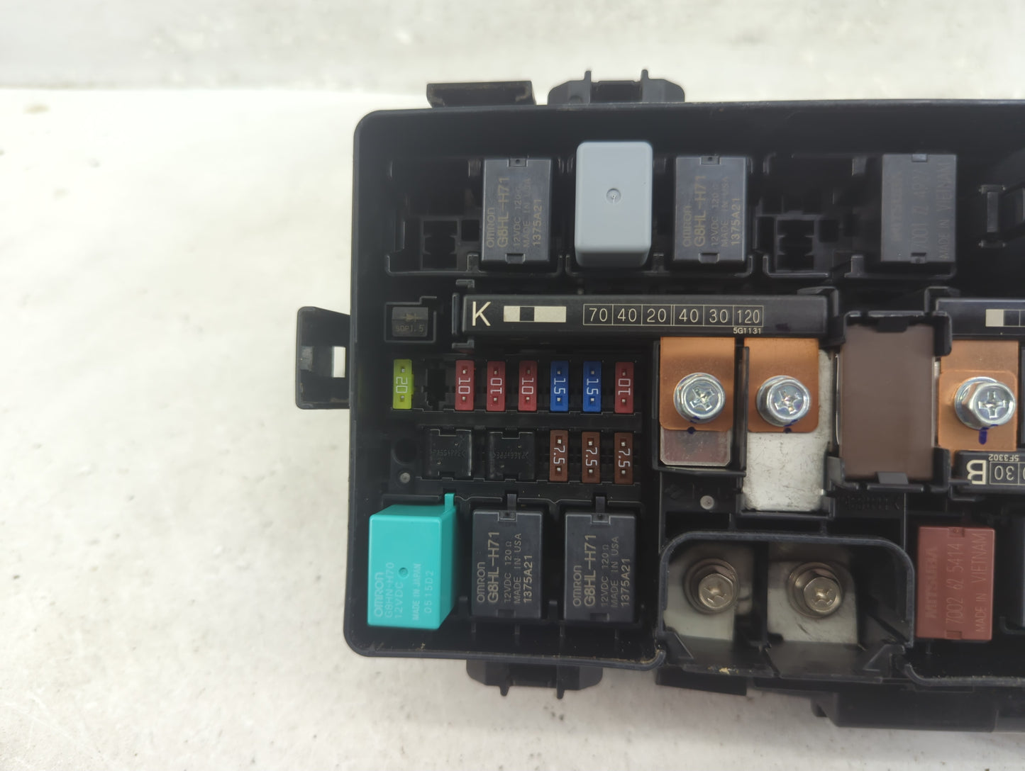 2015-2016 Honda Cr-V Fusebox Fuse Box Panel Relay Module Fits Fits 2015 2016 OEM Used Auto Parts - Oemusedautoparts1.com