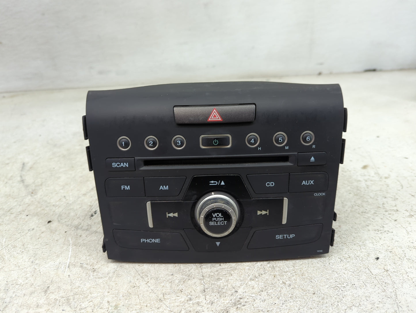 2016 Honda Cr-V Radio AM FM Cd Player Receiver Replacement P/N:39100-T0A-A711-M1 Fits OEM Used Auto Parts - Oemusedautoparts