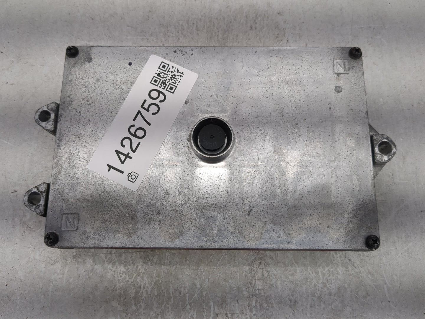 2016 Honda Cr-V PCM Engine Control Computer ECU ECM PCU OEM P/N:37820-5LA-B52 Fits OEM Used Auto Parts - Oemusedautoparts1.c