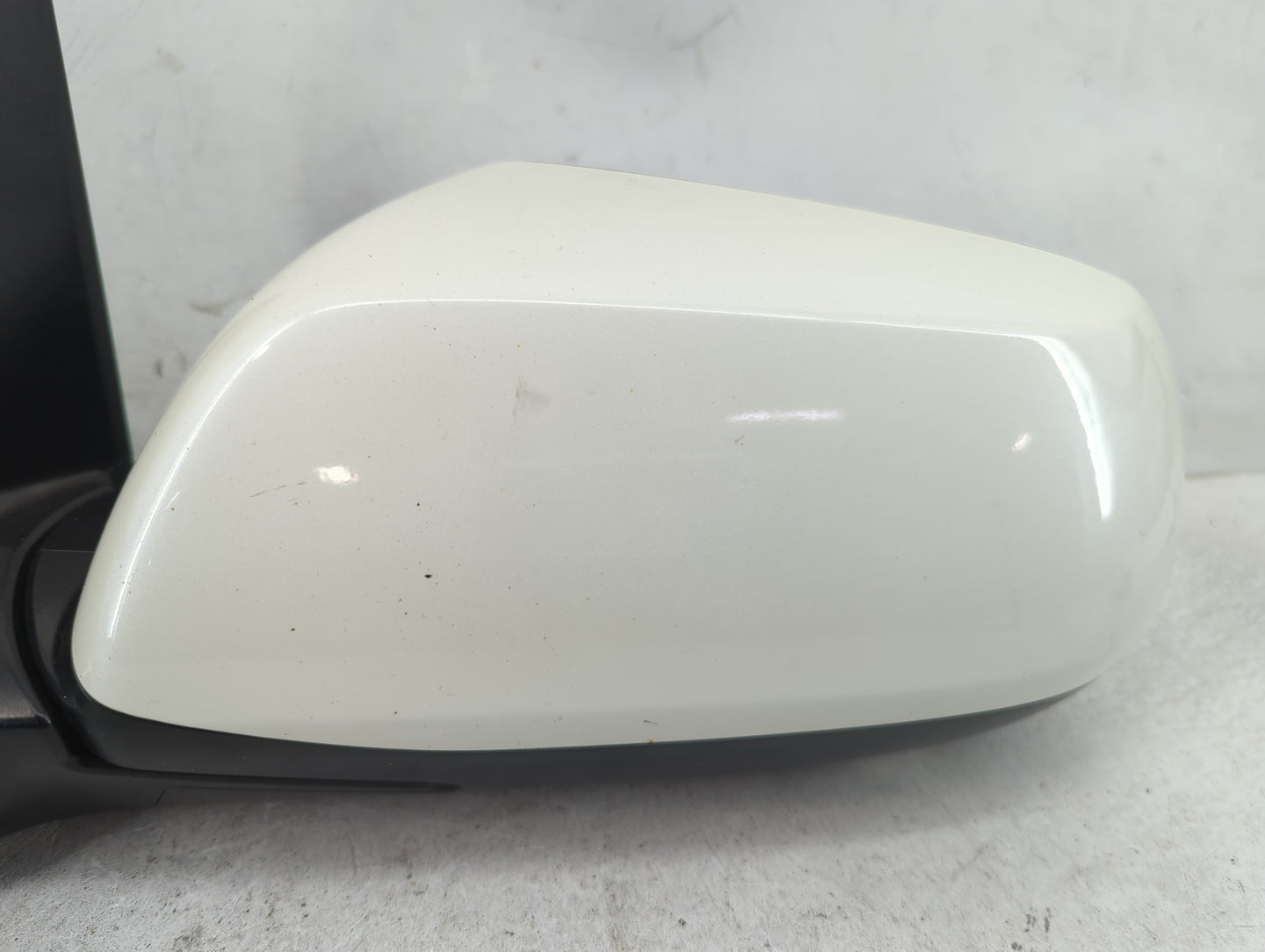 2015-2016 Honda Cr-V Driver Side View Mirror - Left Door Mirror OEM Used - Oemusedautoparts1.com