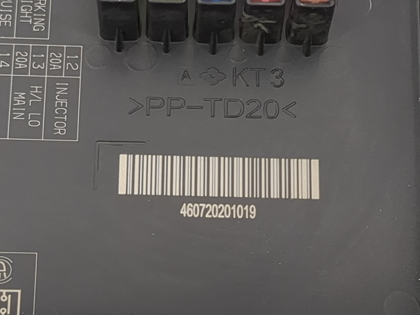 2015-2016 Honda Cr-V Fusebox Fuse Box Panel Relay Module P/N:PP-TD20 Fits Fits 2015 2016 OEM Used Auto Parts - Oemusedautopa