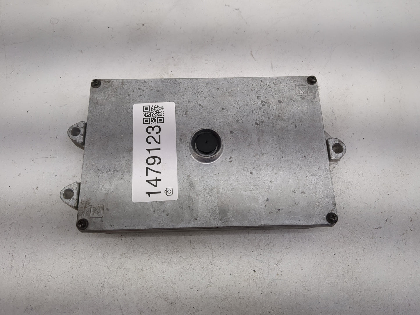 2016 Honda Cr-V PCM Engine Control Computer ECU ECM PCU OEM P/N:37820-5LA-B62 H664-175065 Fits OEM Used Auto Parts - Oemused