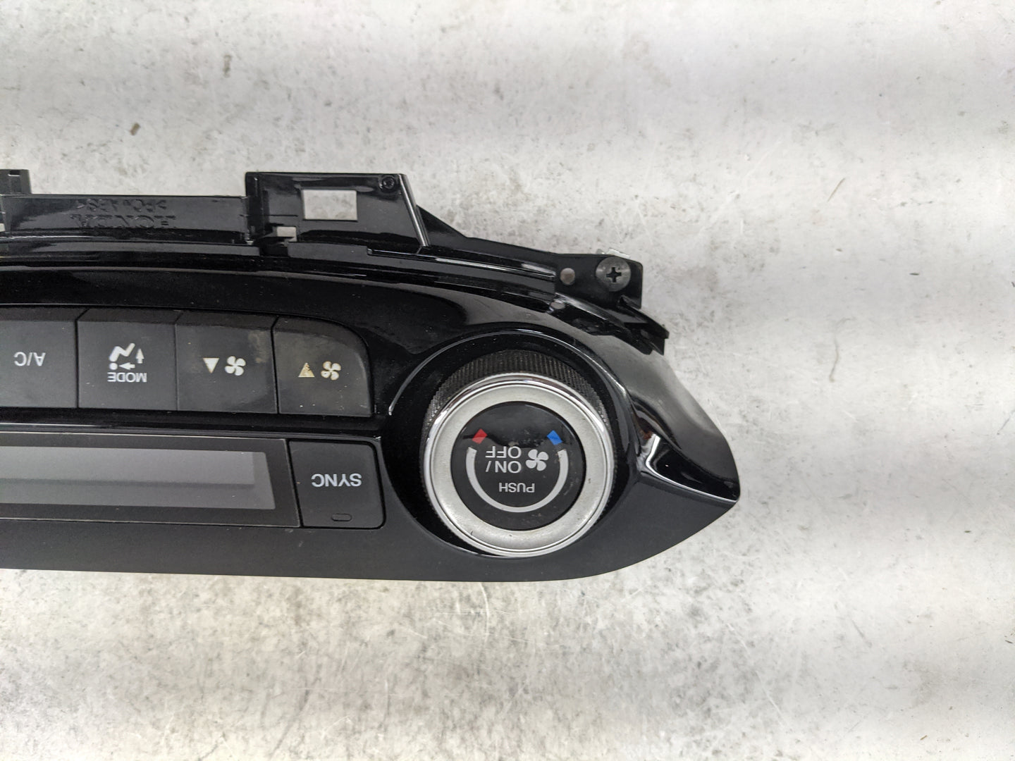 2015-2016 Honda Cr-V Climate Control Module Temperature AC/Heater Replacement Fits Fits 2015 2016 OEM Used Auto Parts - Oemu