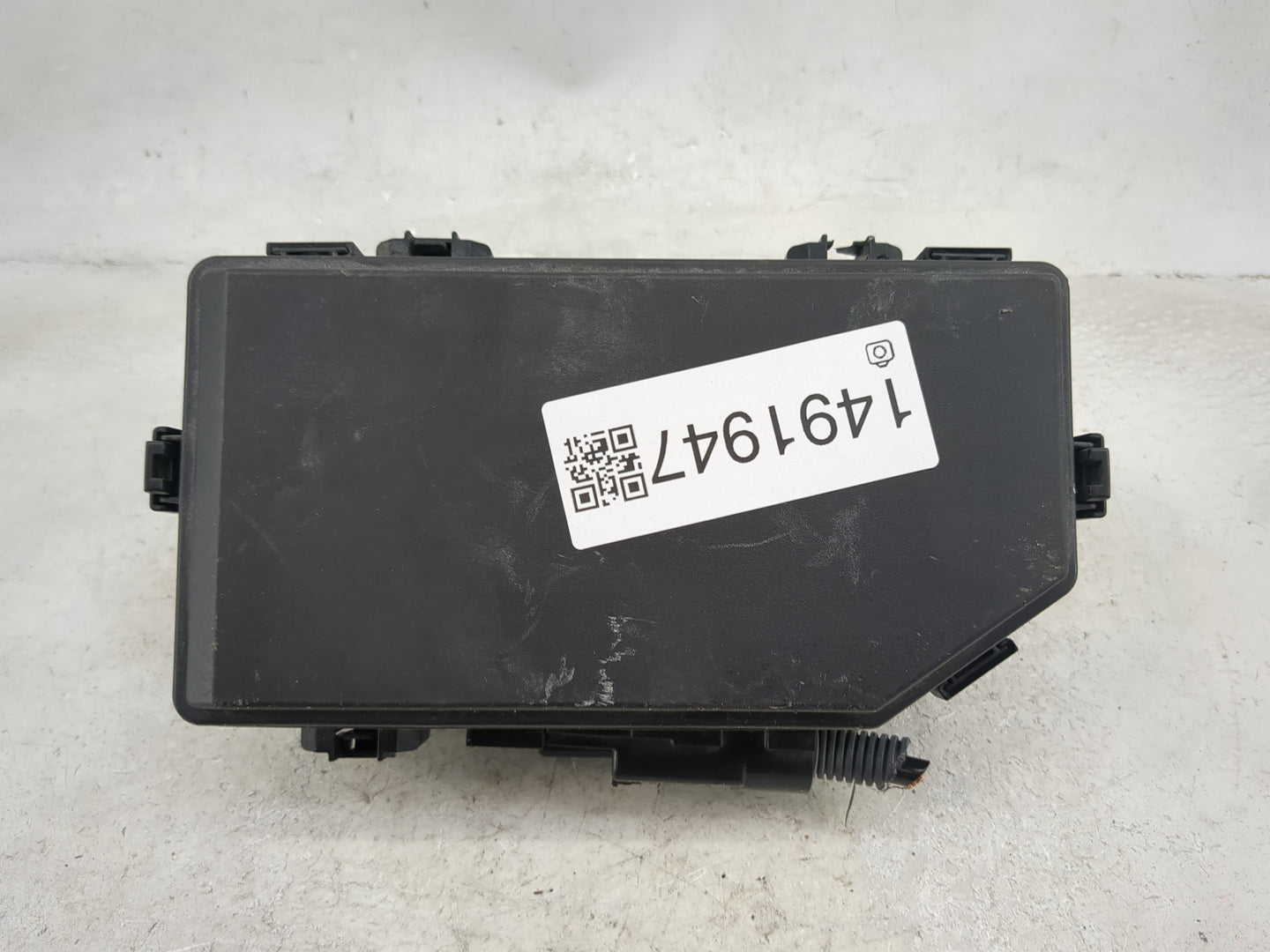 2015-2016 Honda Cr-V Fusebox Fuse Box Panel Relay Module P/N:347520160817 Fits Fits 2015 2016 OEM Used Auto Parts - Oemuseda