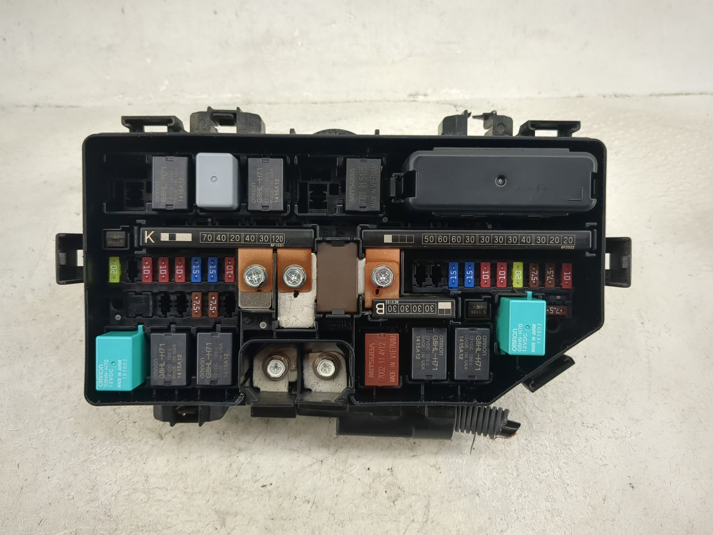 2015-2016 Honda Cr-V Fusebox Fuse Box Panel Relay Module P/N:347520160817 Fits Fits 2015 2016 OEM Used Auto Parts - Oemuseda