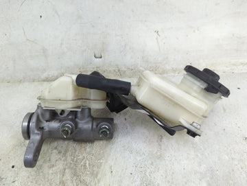 2012-2016 Honda Cr-v Brake Master Cylinder 1496552 - Oemusedautoparts1.com