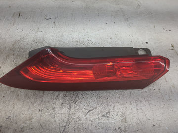 2015-2016 Honda Cr-v Driver Left Side Deck Lid Mounted Tail Light Red - Oemusedautoparts1.com