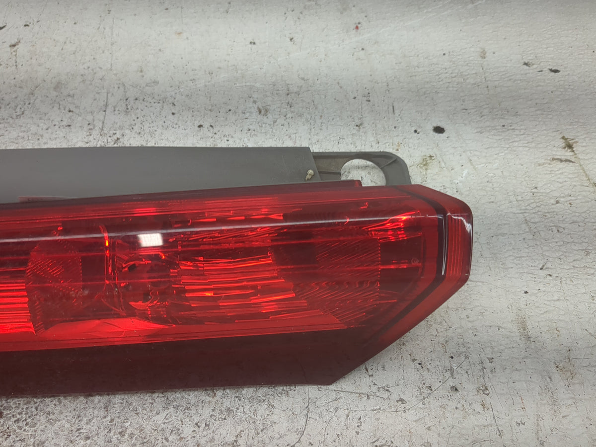 2015-2016 Honda Cr-v Driver Left Side Deck Lid Mounted Tail Light 1501844 - Oemusedautoparts1.com