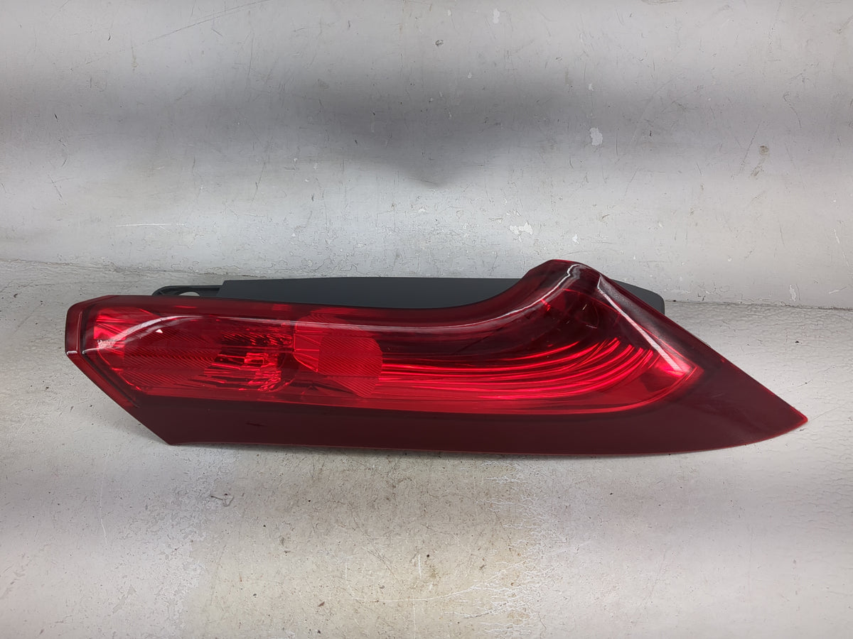 2015-2016 Honda Cr-v Passenger Right Side Deck Lid Mounted Tail Light 1512596 - Oemusedautoparts1.com