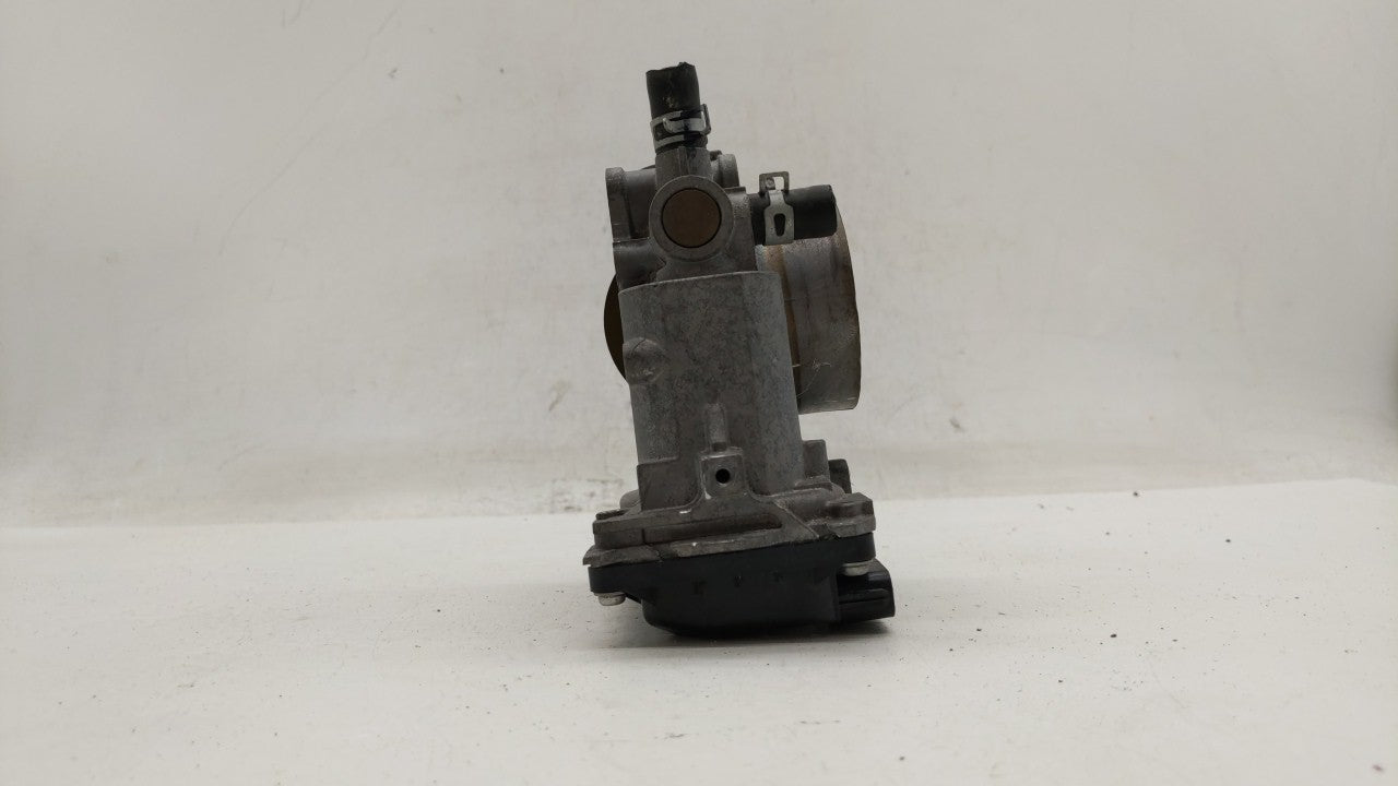 2015-2018 Honda Cr-V Throttle Body P/N:GMF4A Fits Fits 2013 2014 2015 2016 2017 2018 OEM Used Auto Parts - Oemusedautoparts1