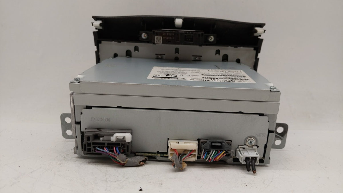 2015-2016 Honda Cr-v Am Fm Cd Player Radio Receiver 255045 - Oemusedautoparts1.com